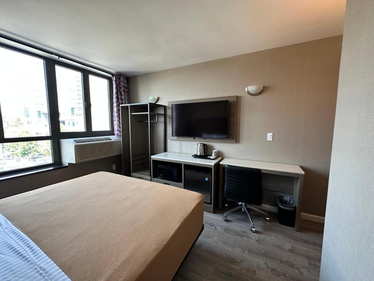 Regal Inn & Suites New York Laguardia Hotel Eksteriør bilde
