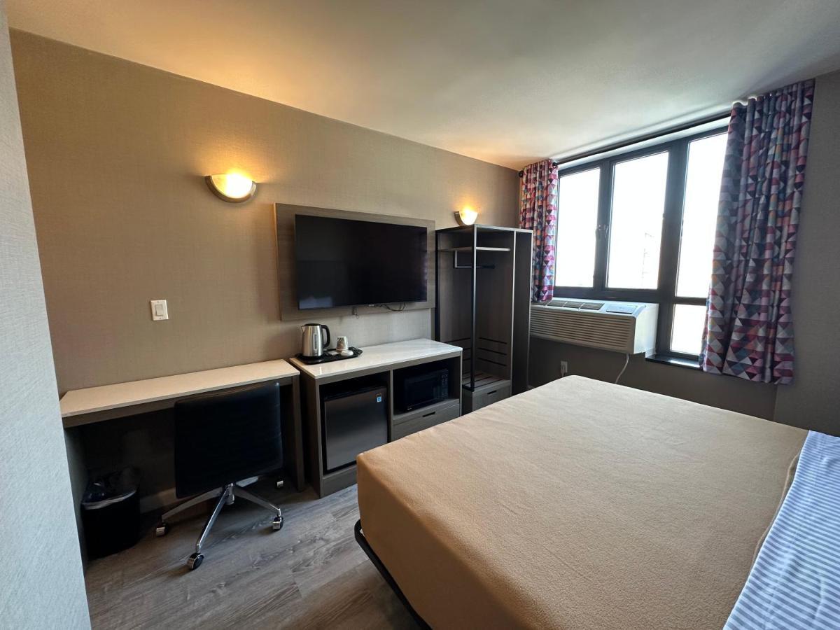 Regal Inn & Suites New York Laguardia Hotel Eksteriør bilde